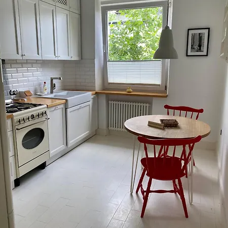 Chic Apartment In Vibrant Area - National Stadium - Saska Kepa Warschau Exterior foto
