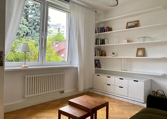 Chic Apartment In Vibrant Area - National Stadium - Saska Kepa